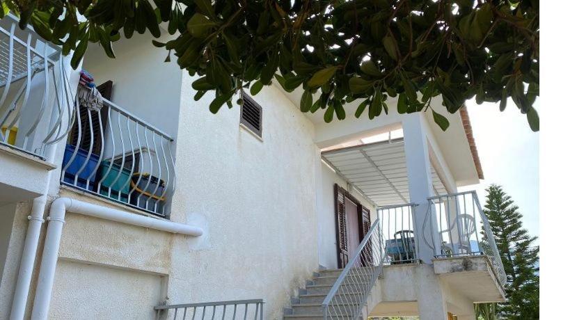 Blunda Holiday Home Кастелламмаре-дель-Голфо Экстерьер фото